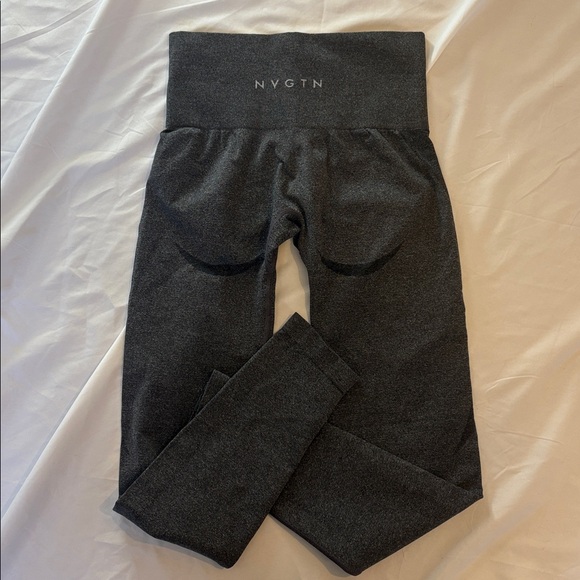 Charcoal NVGTN Leggings - Picture 3 of 5